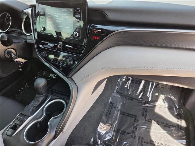 Certified 2022 Toyota Camry LE w/ Carpet Mat Package (TMS) AWD/4WD image 20