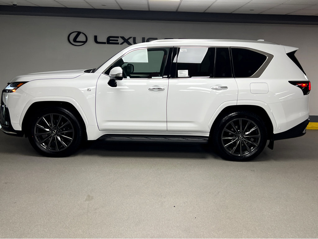 New 2026 Lexus LX 700h F Sport AWD/4WD image 4