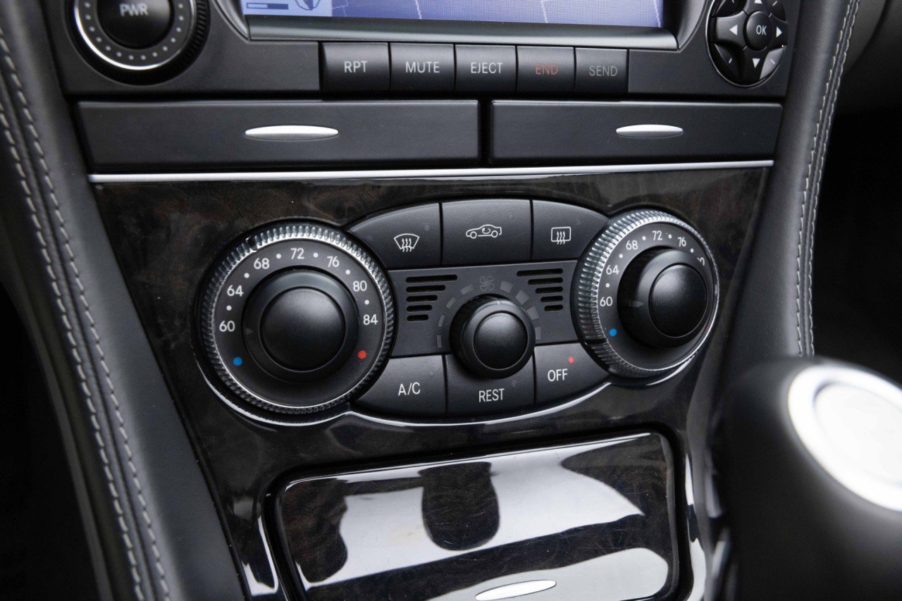 Used 2006 Mercedes-Benz SL 65 AMG image 40