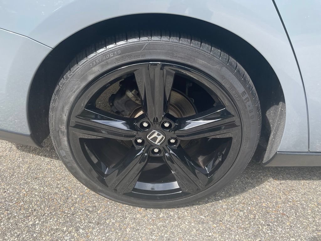 Used 2023 Honda Accord Sport image 6