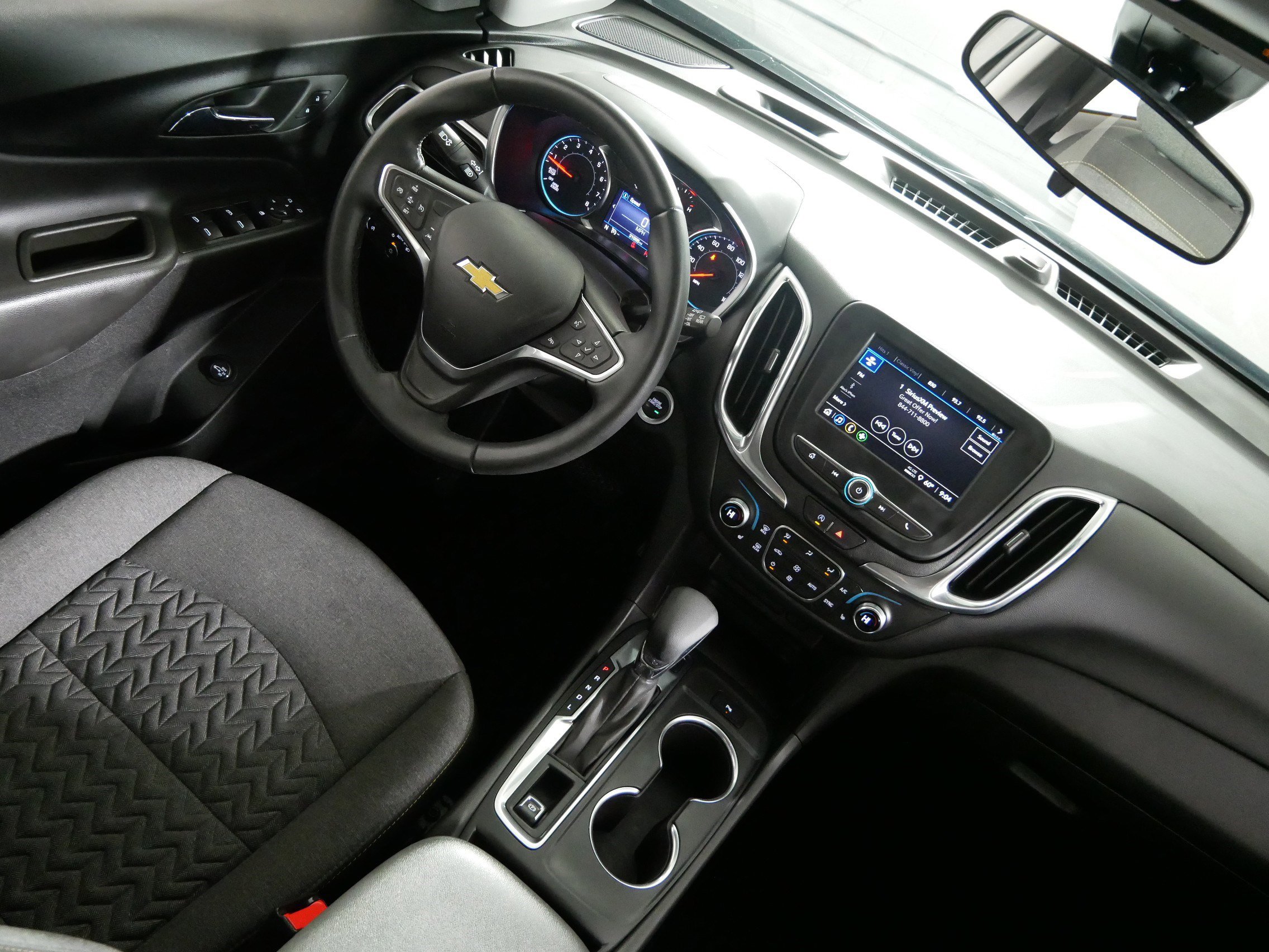 Used 2023 Chevrolet Equinox LT image 9