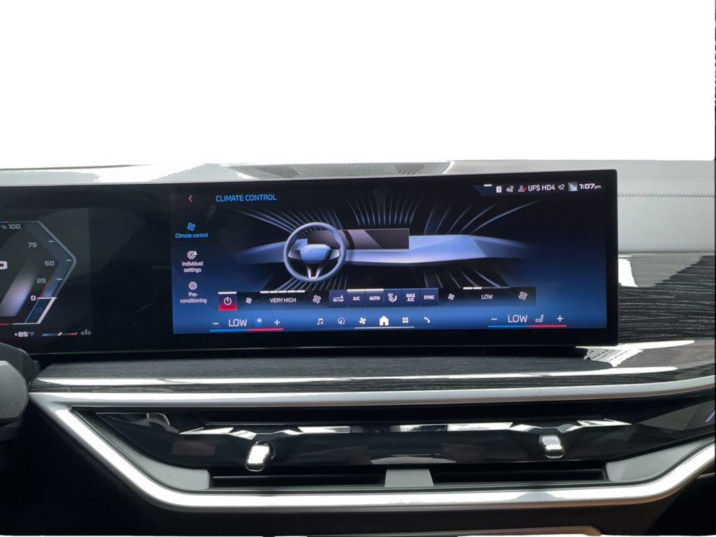 Used 2025 BMW X5 M60i AWD/4WD image 49