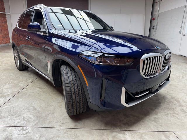 Used 2026 BMW X5 xDrive40i image 7