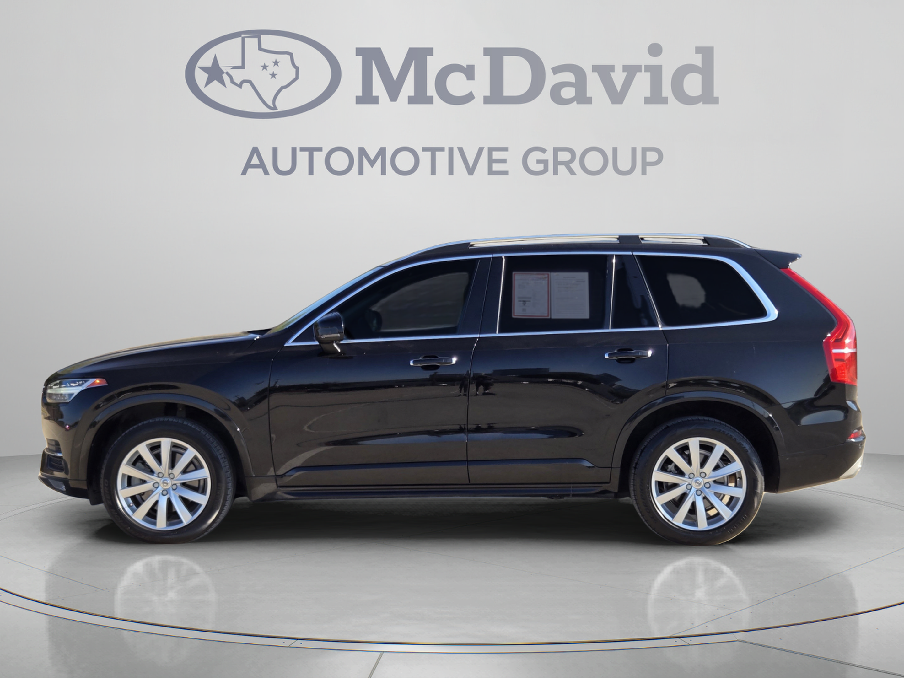 Used 2016 Volvo XC90 T6 Momentum w/ Momentum Plus Package AWD/4WD image 2