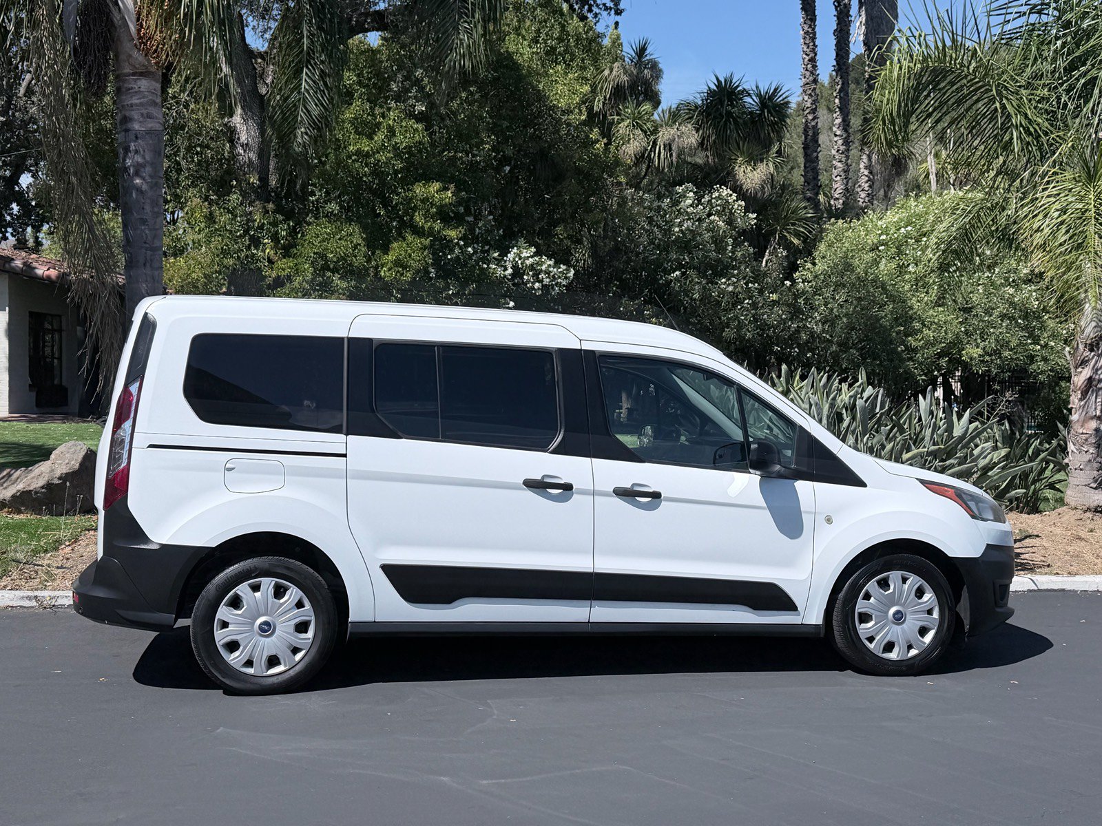 Used 2022 Ford Transit Connect XL FWD image 6