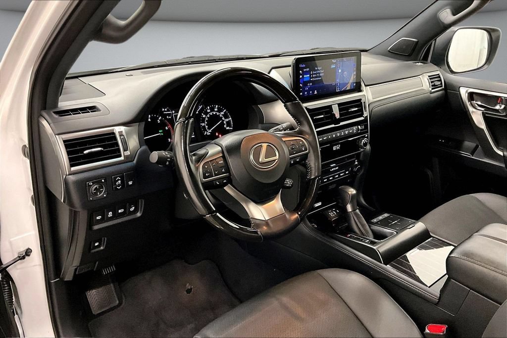 Used 2023 Lexus GX 460 Premium w/ Premium Plus Package AWD/4WD image 17
