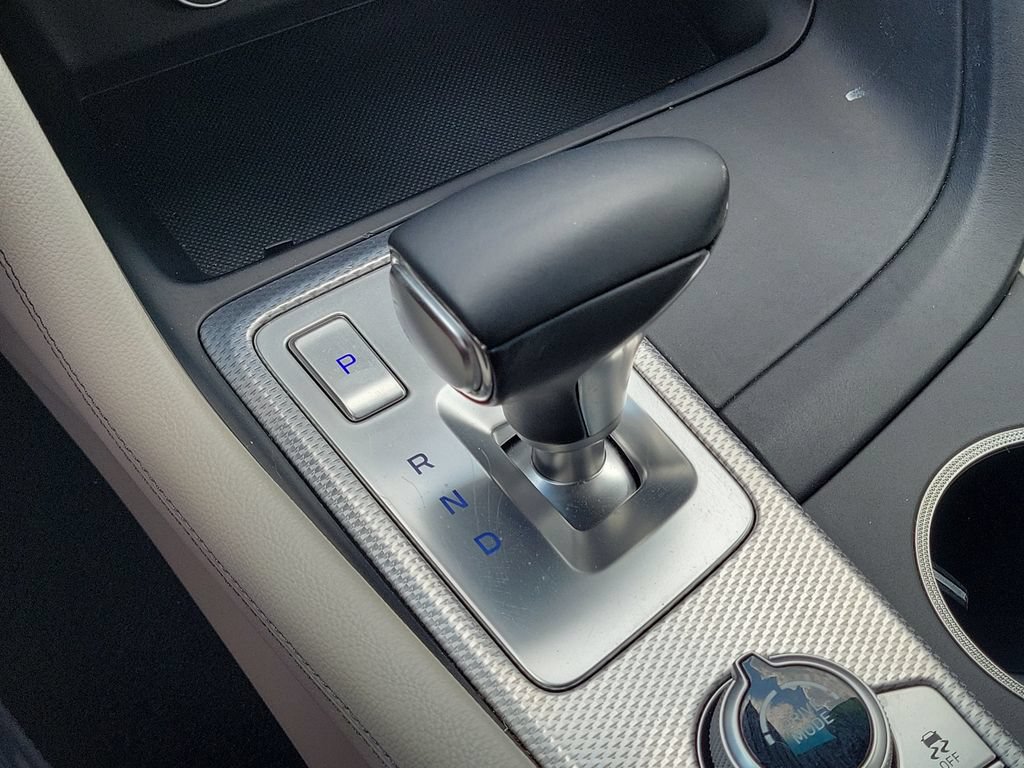 Used 2022 Genesis G70 3.3T RWD image 26