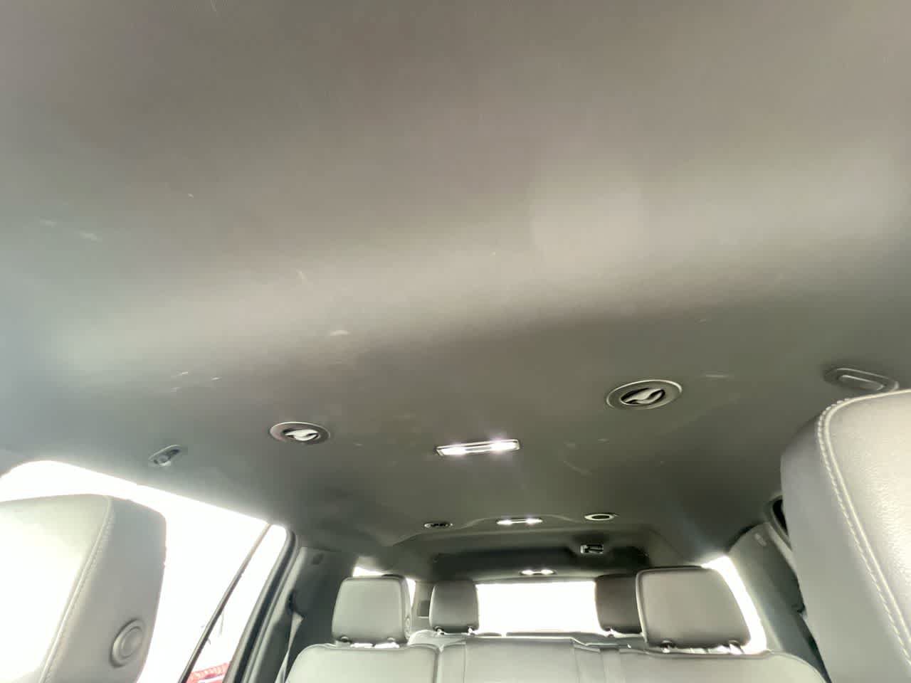 Used 2023 Chevrolet Suburban LT AWD/4WD image 22