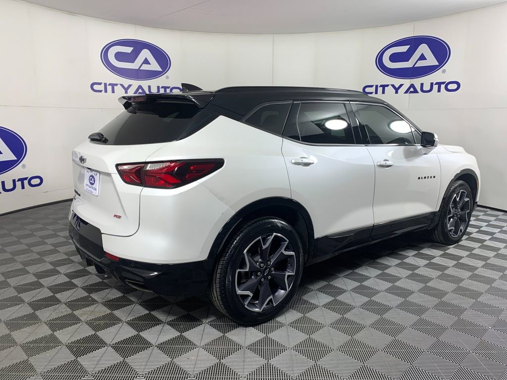 Used 2022 Chevrolet Blazer RS w/ Enhanced Convenience Package AWD/4WD image 3