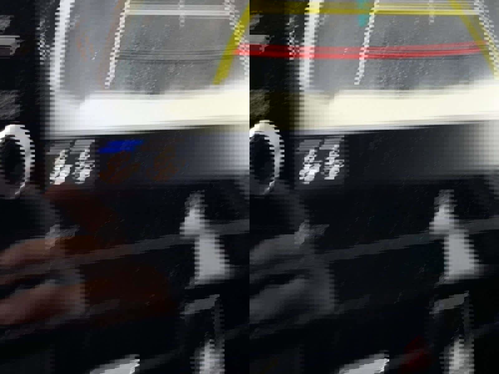 Used 2022 Toyota Camry XLE w/ Navigation Upgrade Package image 21