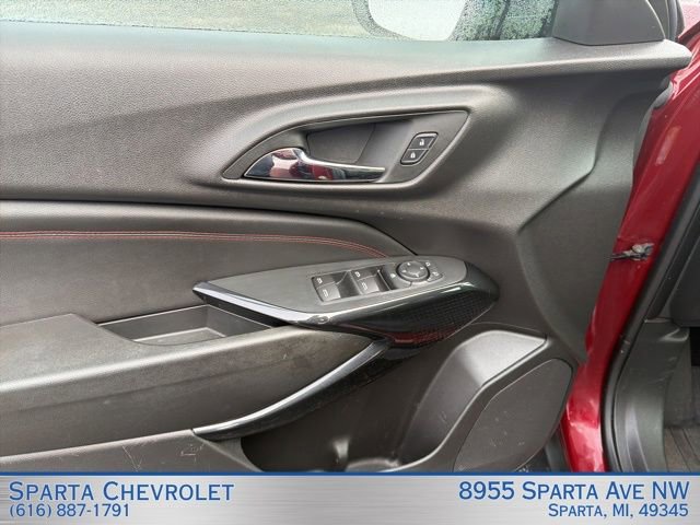 Used 2024 Chevrolet Trax RS image 15