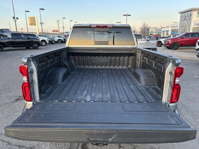 Used 2024 Chevrolet Silverado 3500 High Country w/ Z71 Off-Road Package image 21