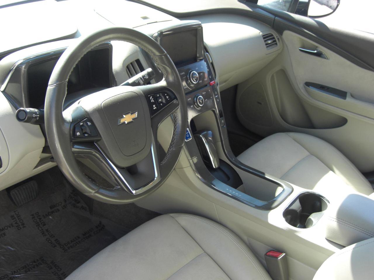 Used 2014 Chevrolet Volt Premium w/ Premium Trim Package image 7