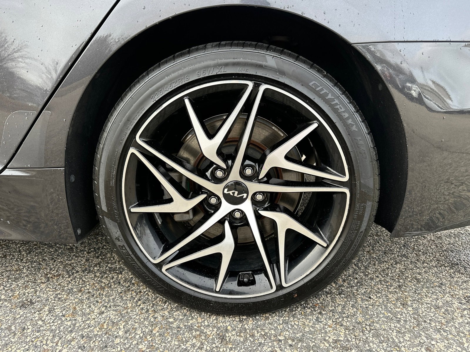 Used 2022 Kia Stinger GT-Line w/ Sun & Sound Package image 19