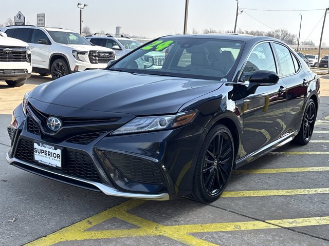Used 2024 Toyota Camry XSE w/ Navigation Package image 9