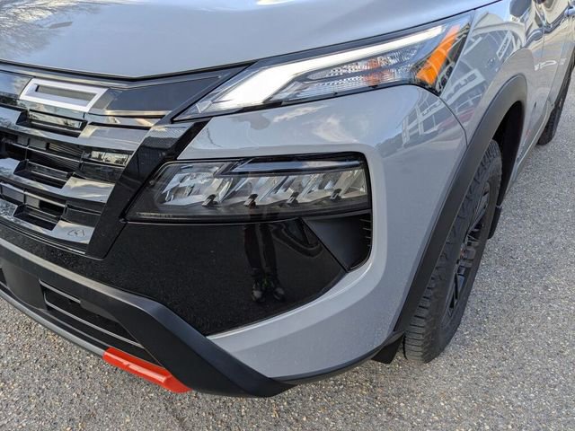 Used 2026 Nissan Rogue SV image 5