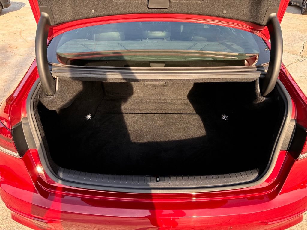 Used 2018 Genesis G80 3.3T Sport AWD/4WD image 12