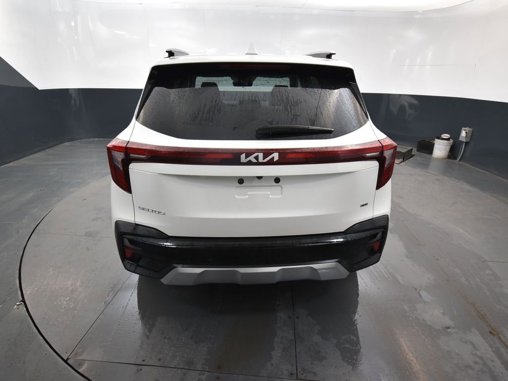 Used 2024 Kia Seltos EX image 8