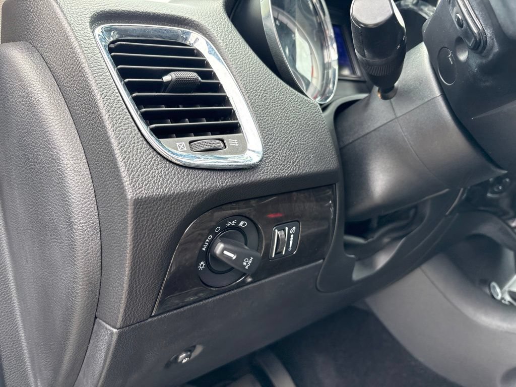 Used 2013 Dodge Durango Crew AWD/4WD image 23