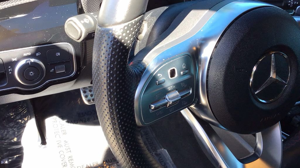 Used 2023 Mercedes-Benz CLA 35 AMG 4MATIC image 18