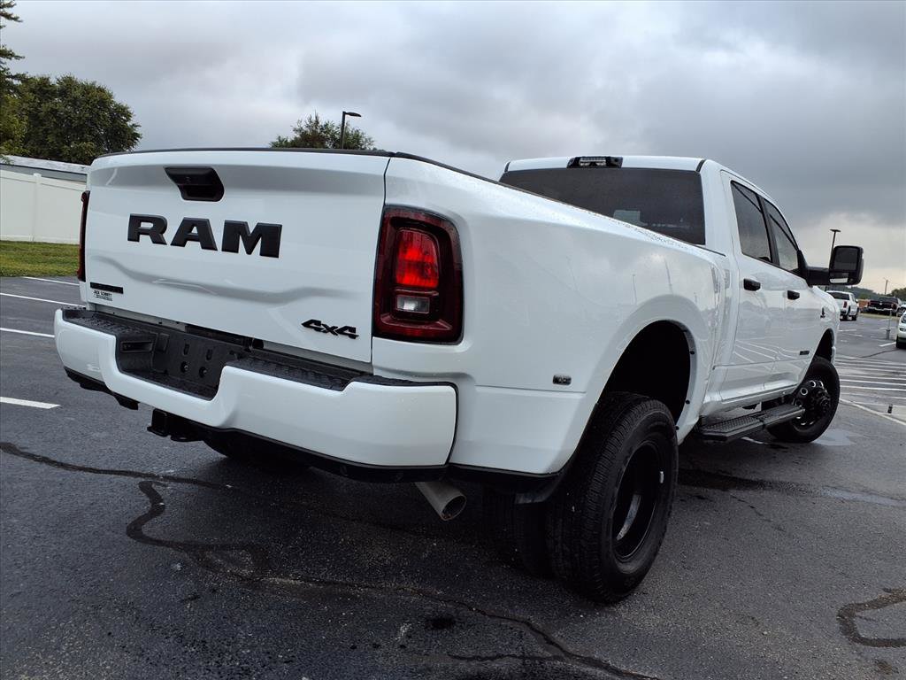 Used 2025 RAM 3500 Big Horn image 37