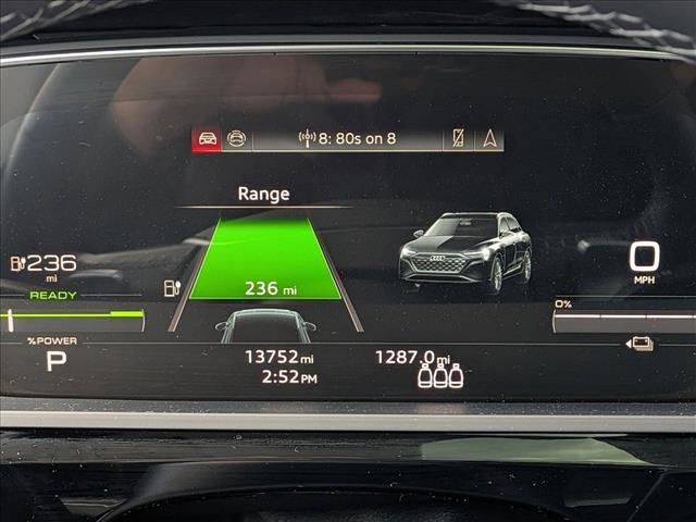 Certified 2024 Audi Q8 e-tron Premium image 6