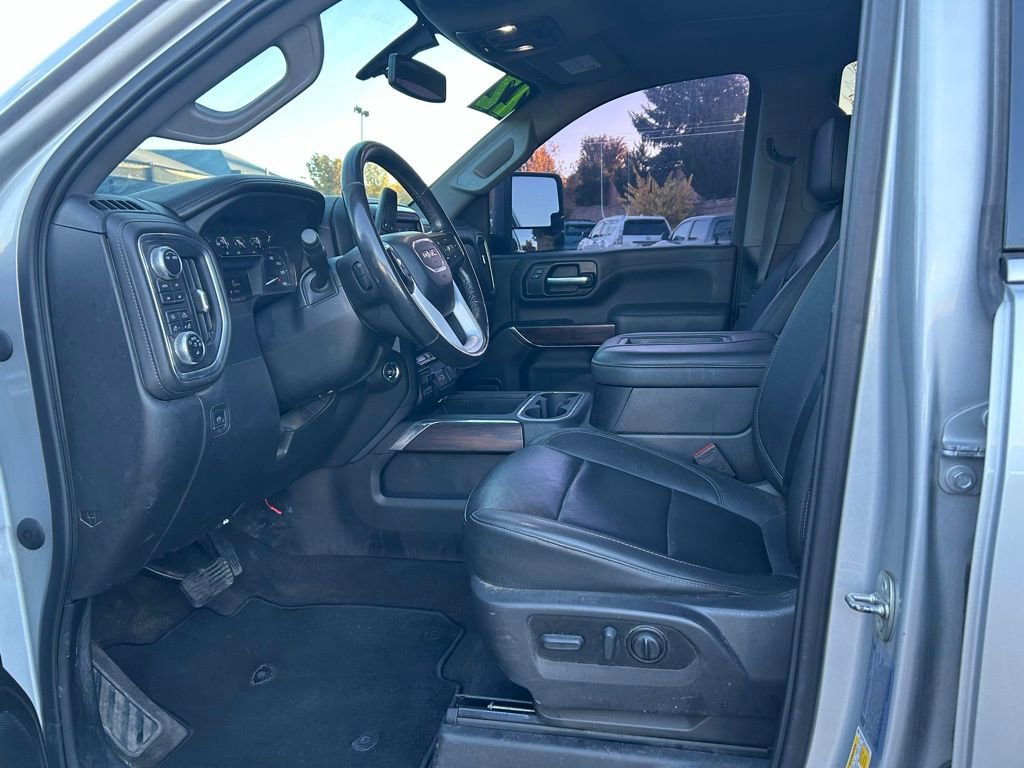 Used 2022 GMC Sierra 2500 SLT w/ SLT Convenience Package image 24