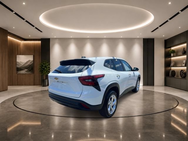 Certified 2024 Chevrolet Trax LS w/ LS Convenience Package FWD image 6
