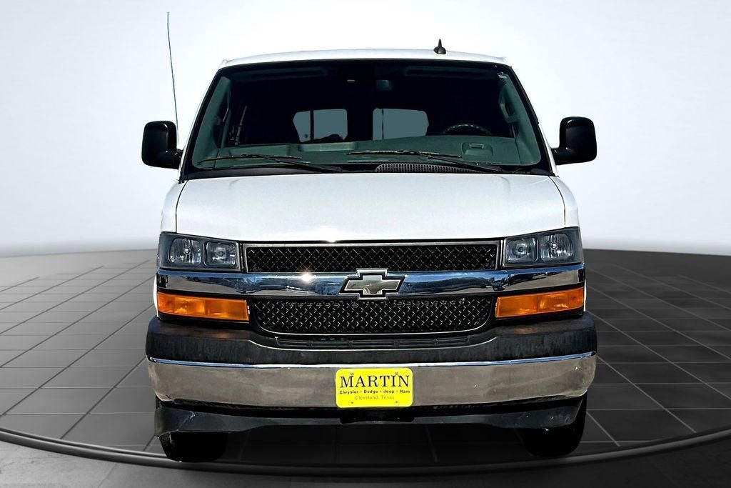 Used 2019 Chevrolet Express 3500 LT w/ LT Preferred Equipment Group image 3