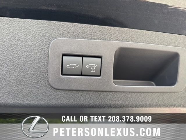 New 2026 Lexus LX 600 4WD w/ Luxury Package image 21