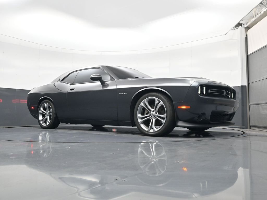 Used 2022 Dodge Challenger R/T RWD image 18