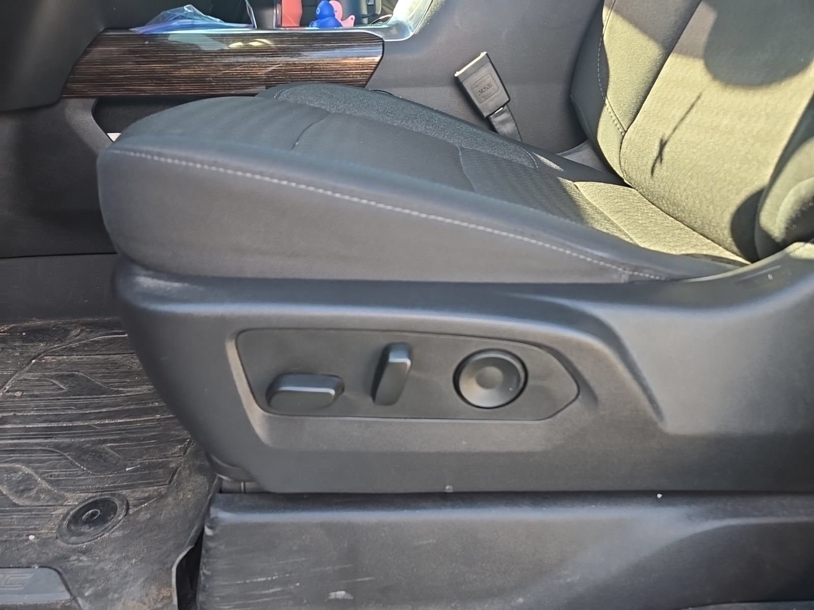 Used 2025 GMC Sierra 1500 Elevation AWD/4WD image 19
