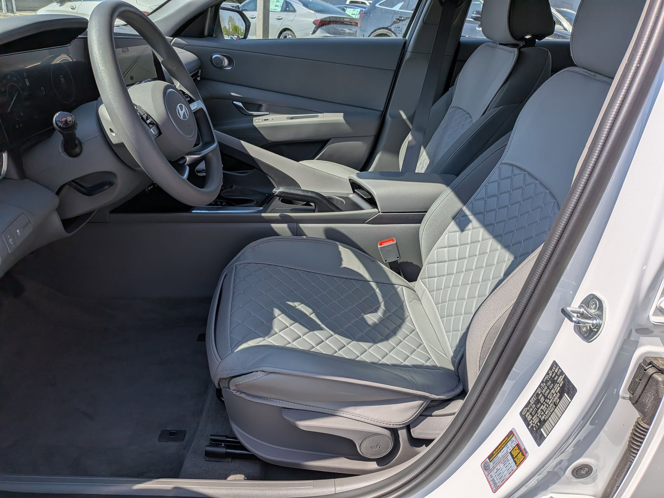 Used 2024 Hyundai Elantra SEL image 14