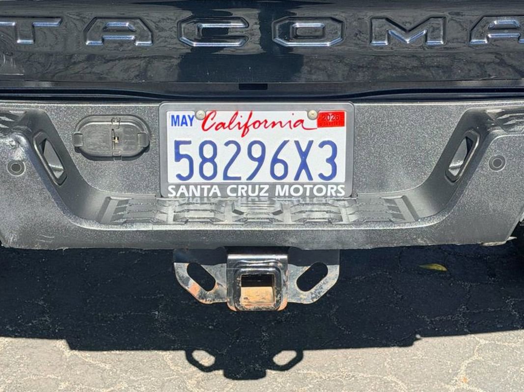 Used 2019 Toyota Tacoma TRD Off-Road image 17