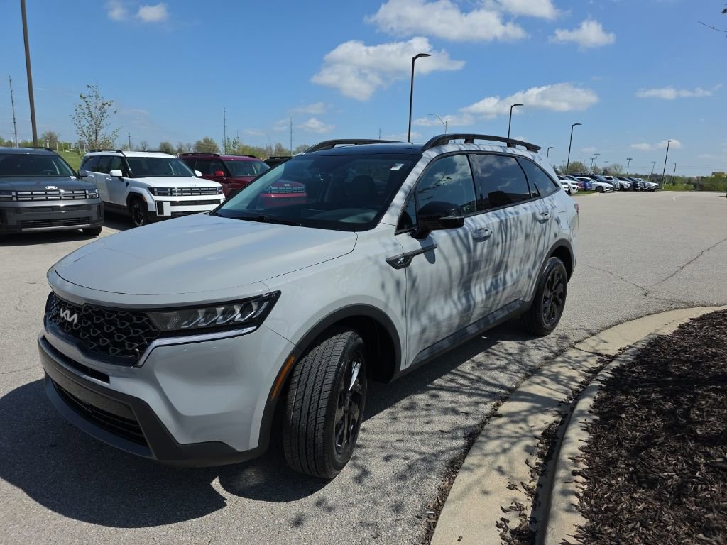 Used 2023 Kia Sorento S w/ Panoramic Sunroof Package