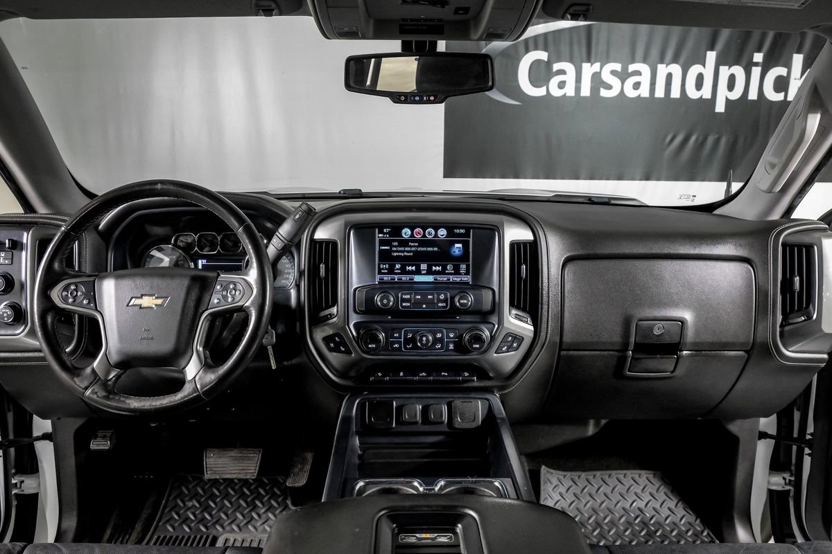 Used 2018 Chevrolet Silverado 1500 LTZ Z71 w/ LTZ Plus Package AWD/4WD image 14