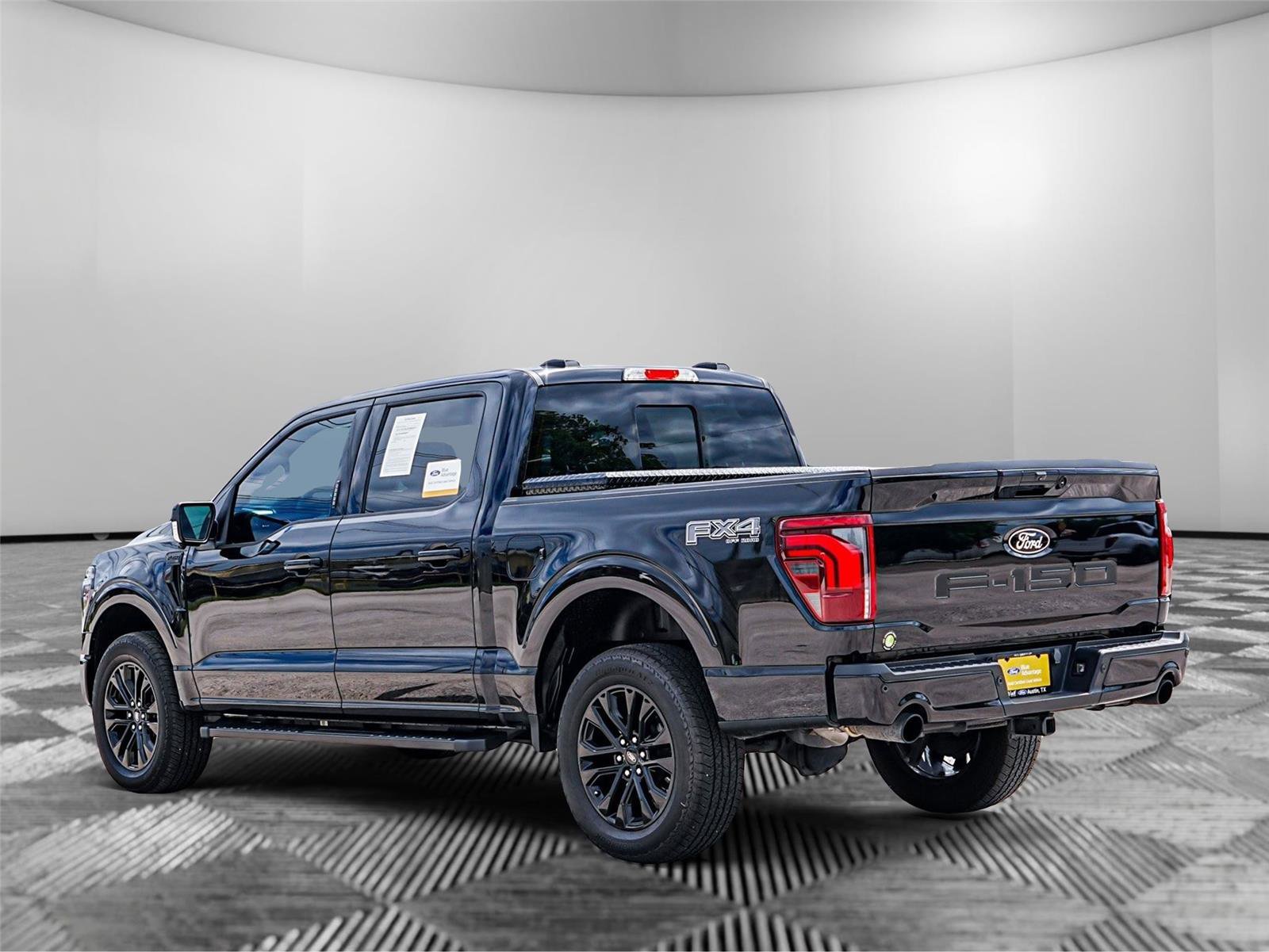 Certified 2024 Ford F150 Lariat w/ FX4 Off-Road Package AWD/4WD image 5