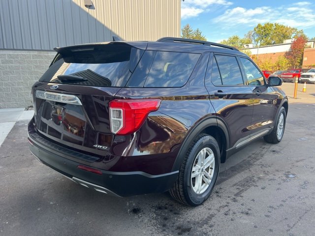 Certified 2023 Ford Explorer XLT w/ Equipment Group 202A image 5