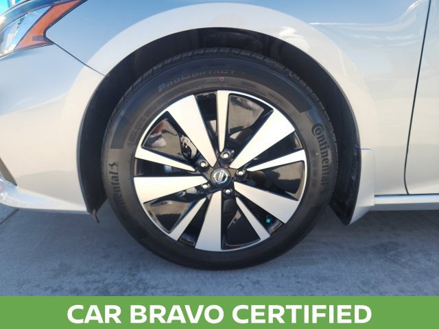 Used 2022 Nissan Altima 2.5 SV w/ SV Premium Package FWD image 15