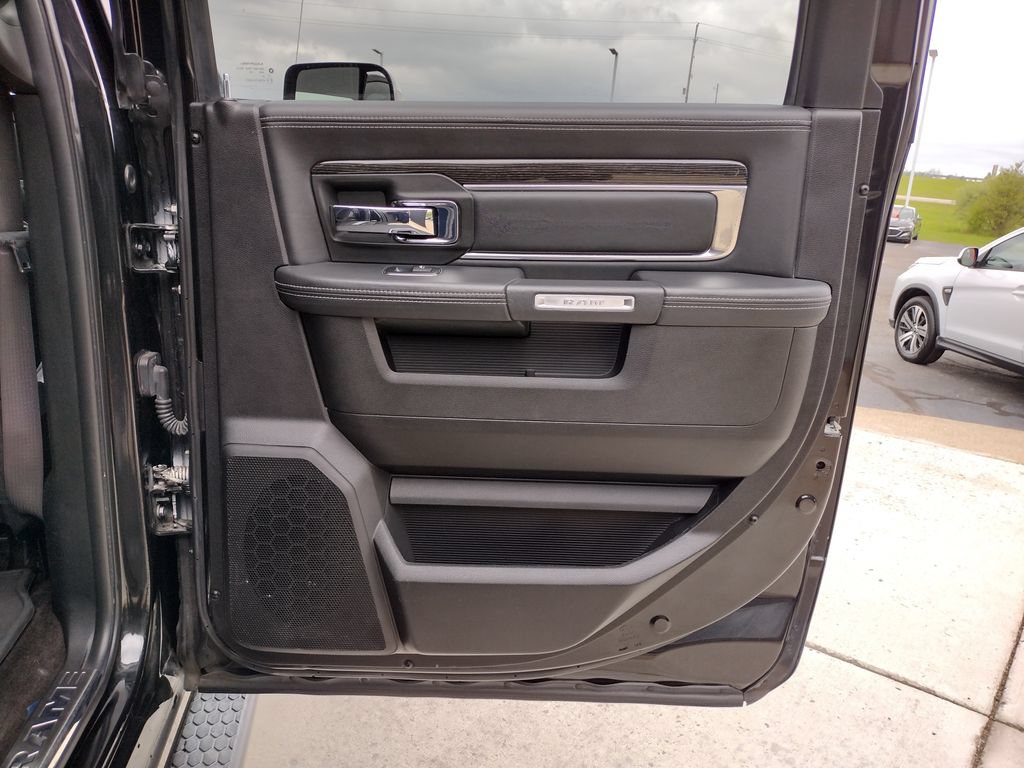 Used 2017 RAM 1500 Limited AWD/4WD image 30