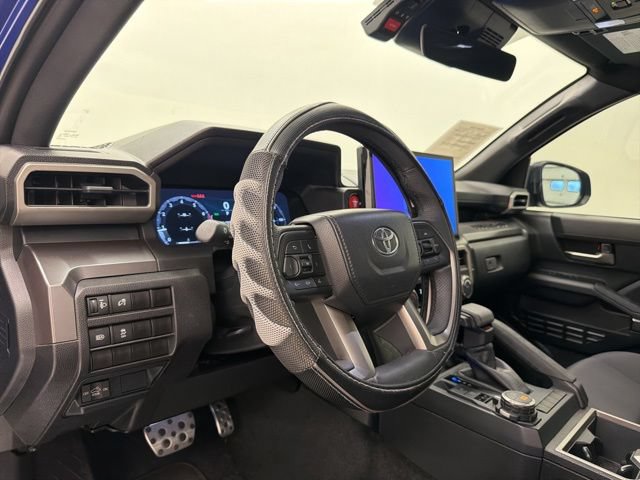 Certified 2025 Toyota Tacoma TRD Sport AWD/4WD image 12