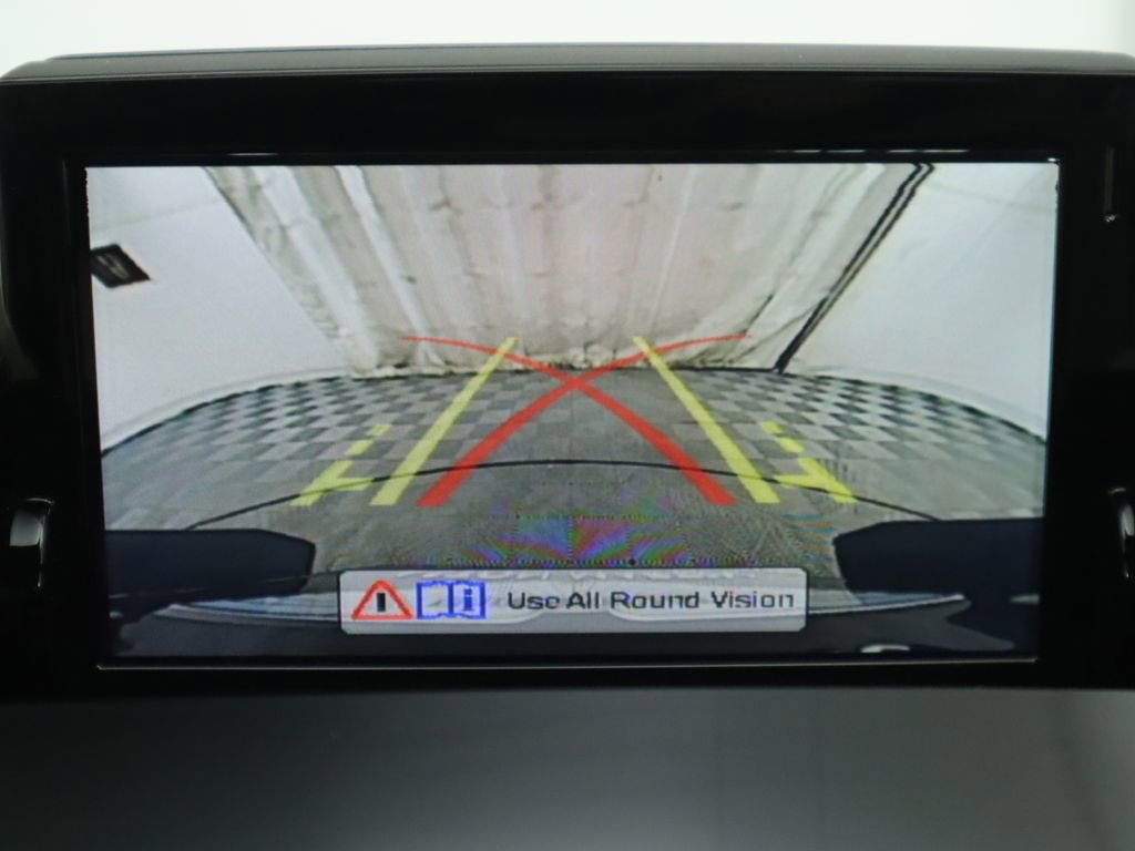 Used 2015 Aston Martin Vanquish Coupe image 16