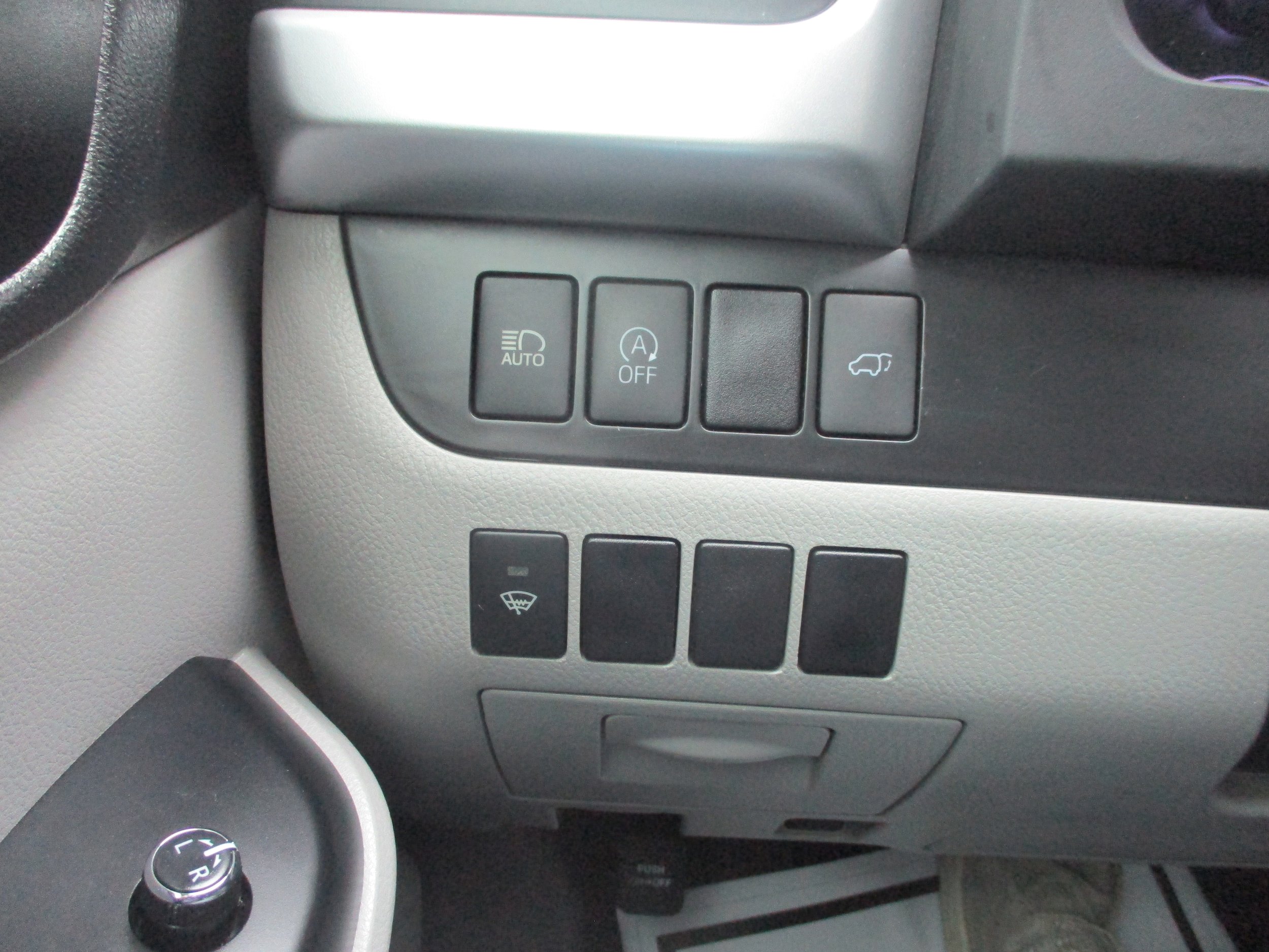 Used 2019 Toyota Highlander XLE FWD image 20