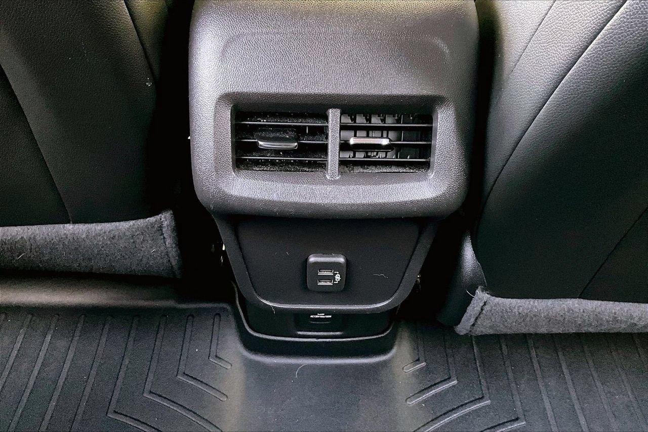 Used 2024 Chevrolet Equinox RS FWD image 14