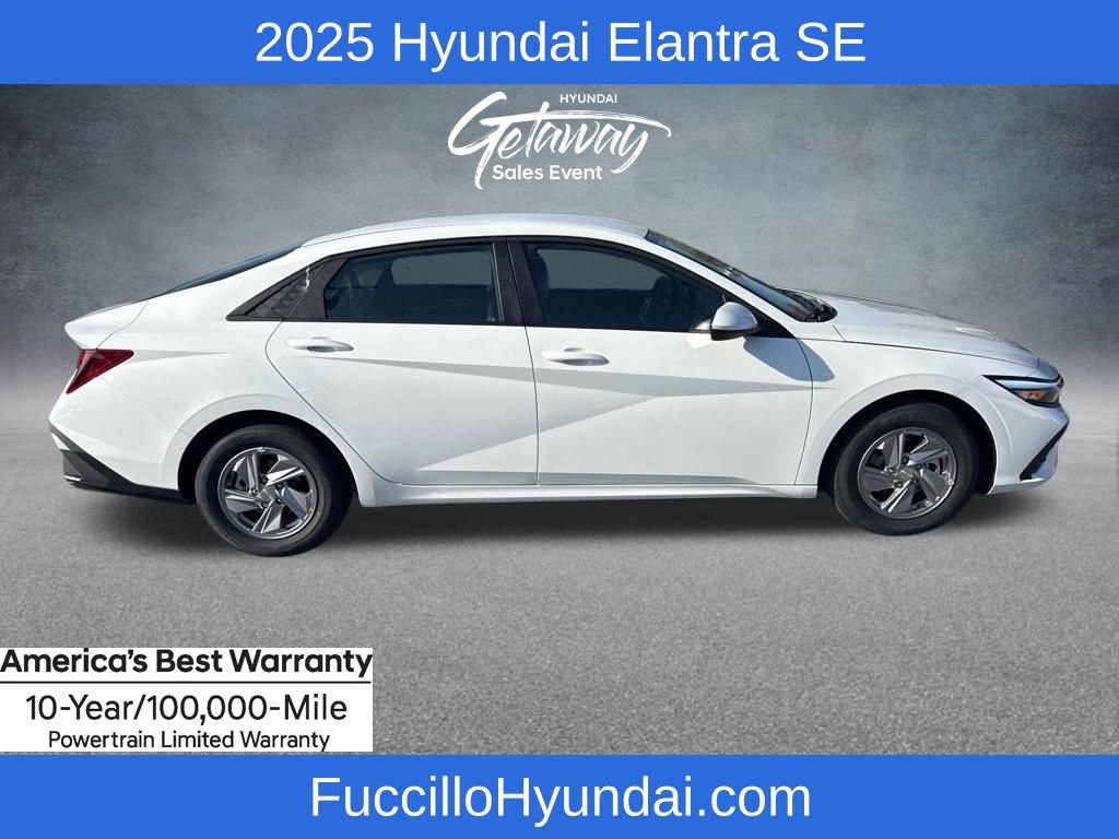 New 2025 Hyundai Elantra SE image 5