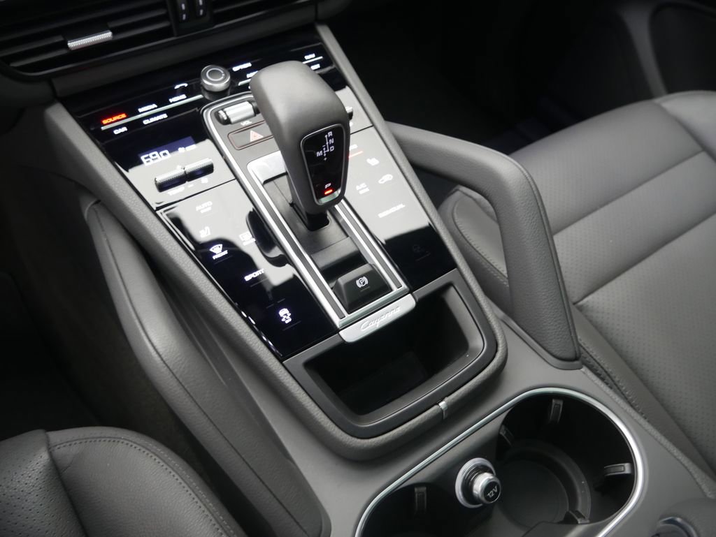 Certified 2023 Porsche Cayenne image 43