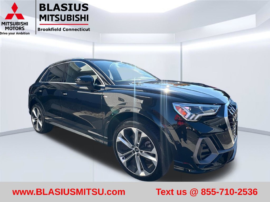Used 2021 Audi Q3 2.0T Premium Plus w/ Premium Plus Package AWD/4WD image 6