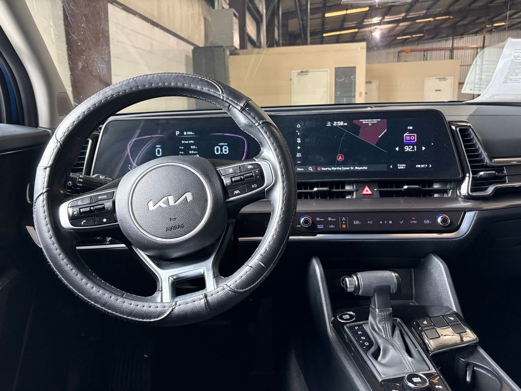 Used 2023 Kia Sportage EX image 23