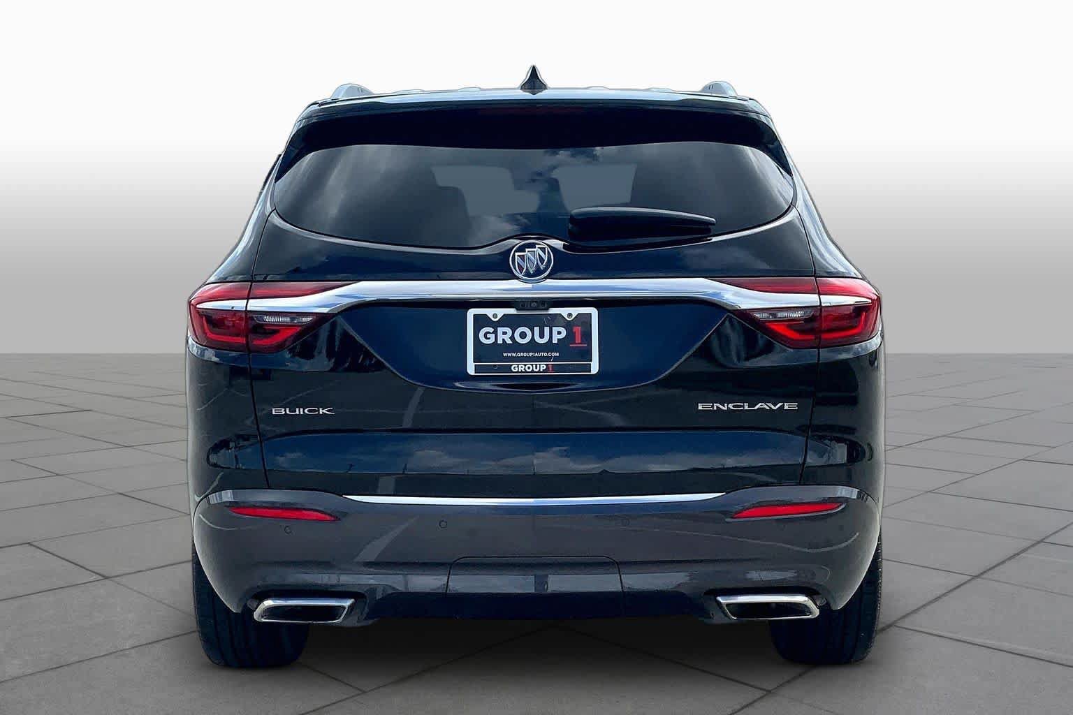 Certified 2018 Buick Enclave Avenir w/ Avenir Technology Package FWD image 5