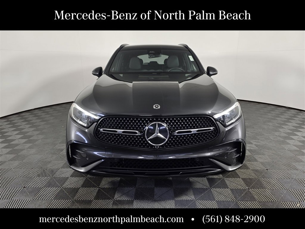 Certified 2024 Mercedes-Benz GLC 300 image 2
